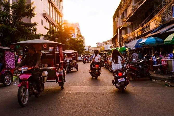 Morning Market and Street Art Tour in Phnom Penh - What to Expect
