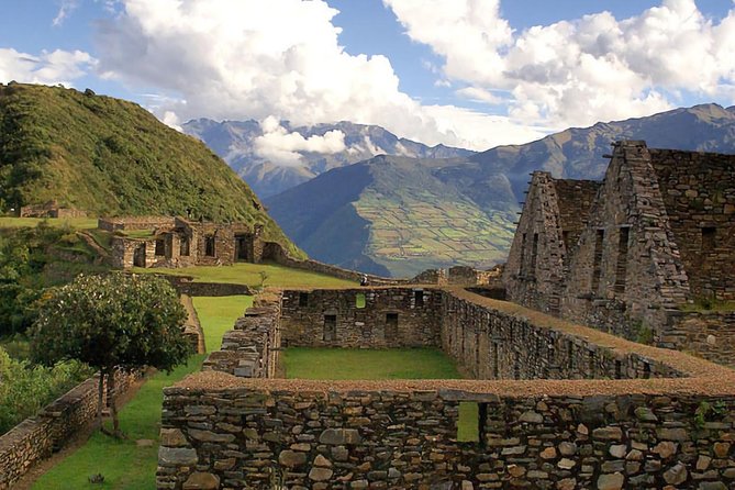 Mountain Biking for the Inca Domains