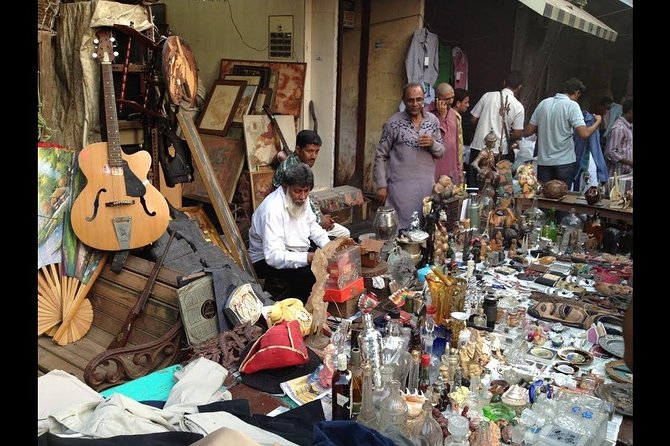 Mumbais Local Hotspots & Markets Be the Local