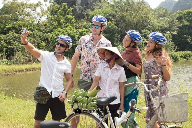 Ninh Binh Deluxe Day Tour: Hoa Lu - Trang an - Mua Cave - Tour Highlights