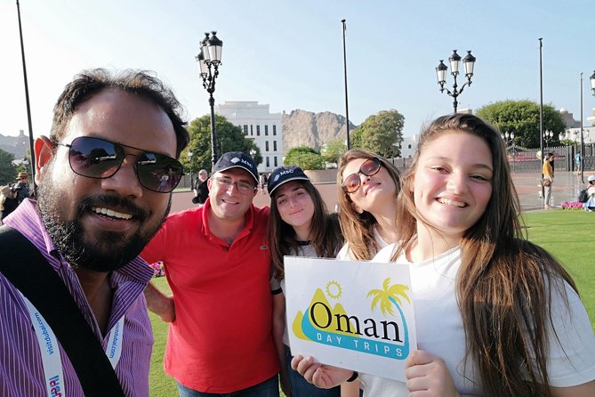 Oman Group Tour 3 Nights/4 Days With Italian Speaking Guide - Transportation
