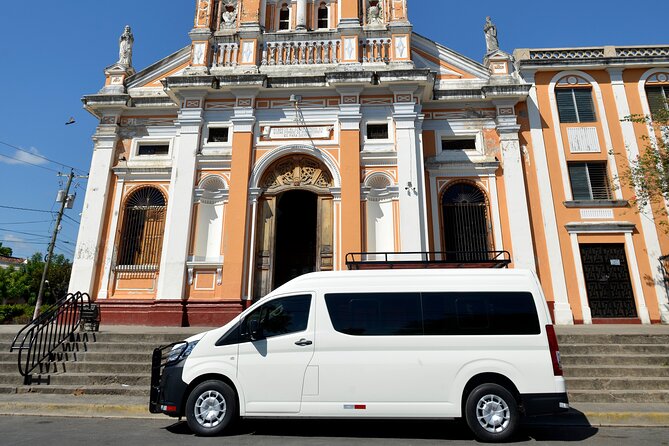 One-Way Private Transfer From/To Airport or Hotels in Granada - Booking Process