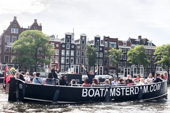 Open Boat Canal Cruise in Old City Centre of Amsterdam - Boat Cruise Overview