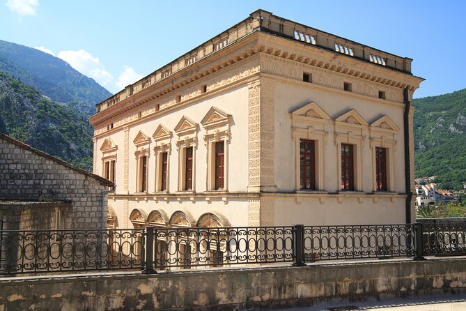 Palaces of Kotor - Walking Tour - Palata Beskuća