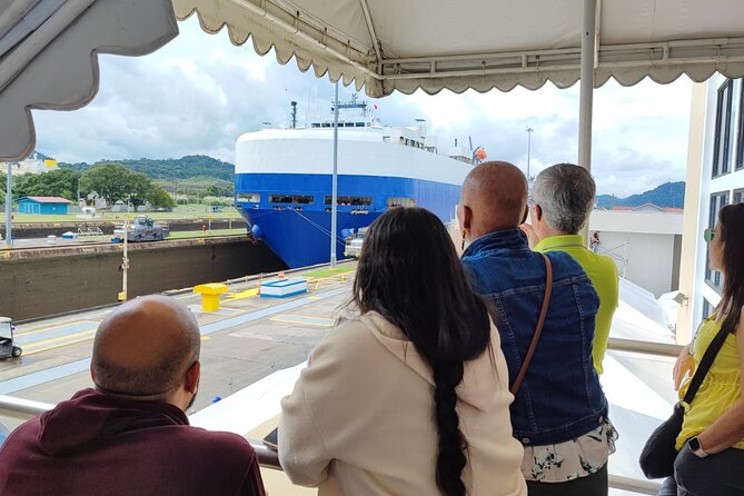 Panama Canal Locks, Former US Zone & Old Town Tour - Panama Canal Locks Visit