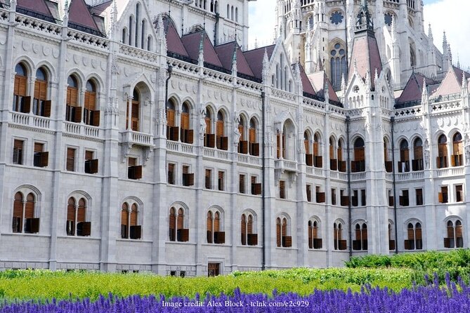 Pest District of Budapest: Private Walking Tour