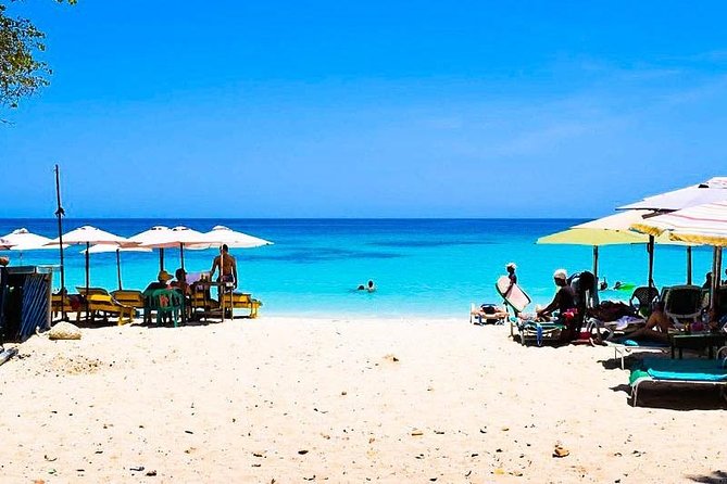 Playa Blanca by Bus