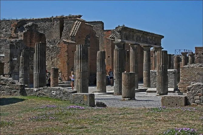 Pompeii Tour All Inclusive - Availability Details