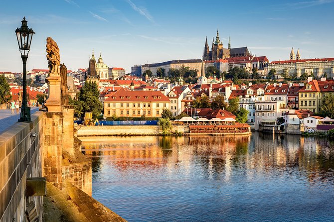 Prague Castle: Brief Introduction & Entrance Ticket - Meeting and Pickup Information