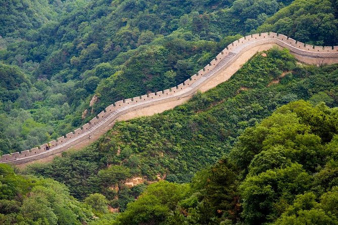 Private 2-Day Beijing Sightseeing With VIP Acrobatic Show Option - Tour Highlights