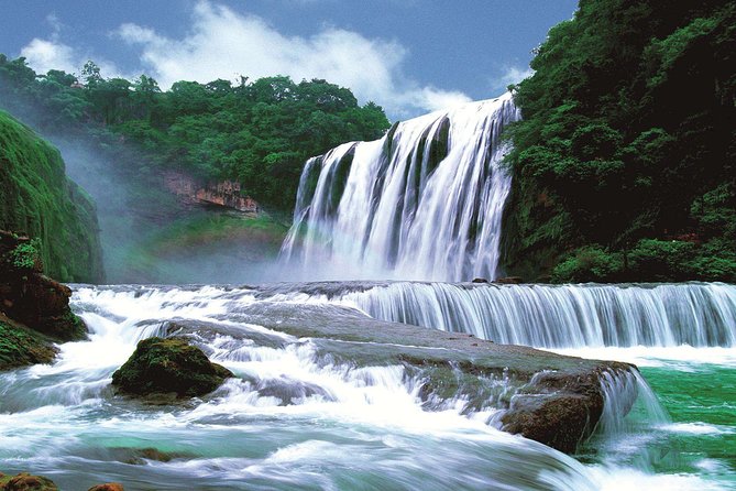 Private 2-Day Tour: Getu River National Park and Huangguoshu Waterfall