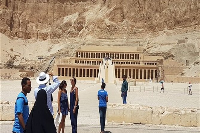 Private 2-Day Tour of West and East Bank With Lunch - Itinerary Highlights