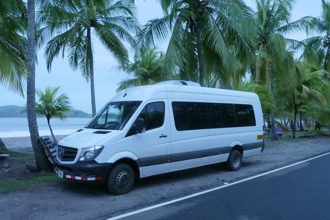 Private Airport Transfer to Punta Islita Hotel - Vehicle Features and Comfort