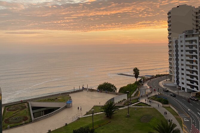 Private Beach Guided Bike Tour in Lima - What to Expect