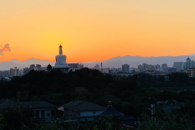 Private Beijing Evening Tour of Chaoyang Acrobatics and Hutong - Tour Details