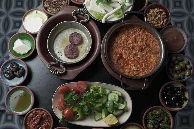 Private Brunch,Dinner & Nightlife Tour in a Most Popular District - Nightlife Adventure