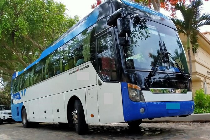 Private Bus From Ho Chi Minh Airport SGN to Ho Chi Minh Hotels - Service Details