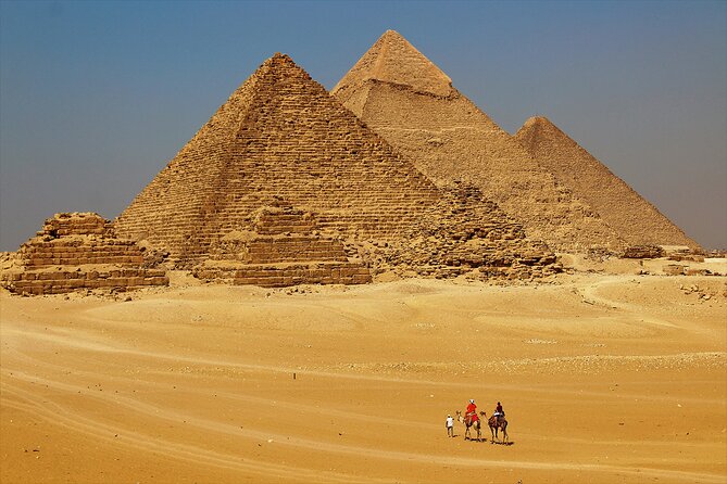 Private Cairo Day Tour With the Great Pyramids of Giza