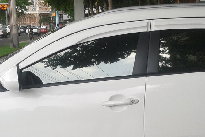 Private Chauffeured Tocumen Airport Transfers - Service Details