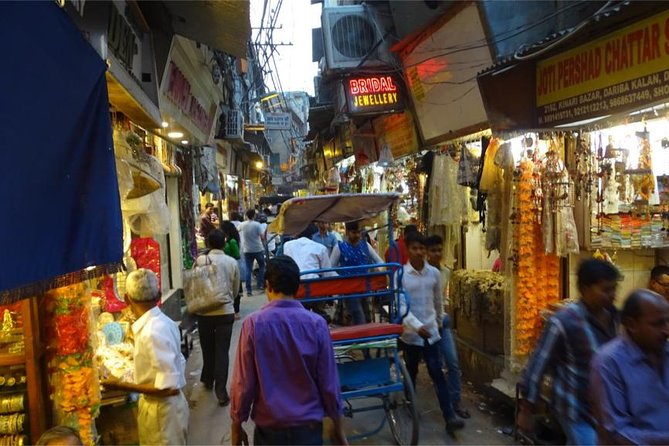 Private Custom Delhi Shopping Tour With Local Expert - Tour Inclusions