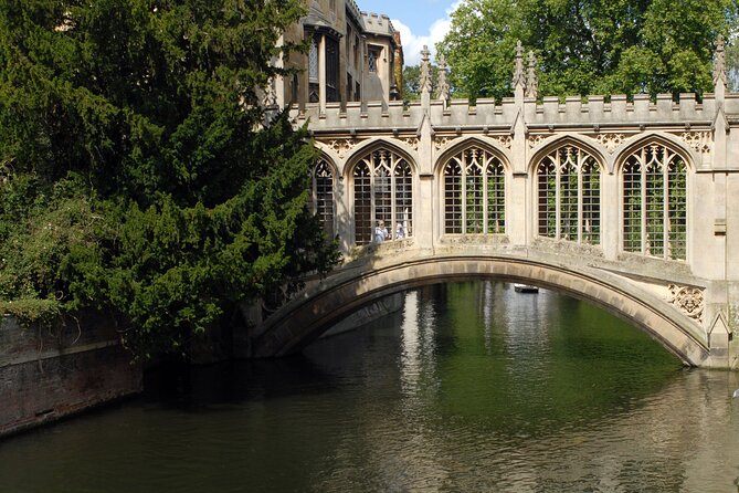 Private Custom Tour With a Local Guide In Cambridge