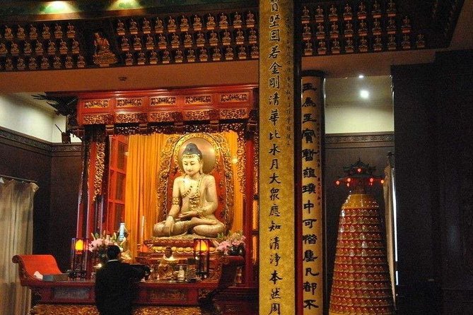 Private Customized Shanghai Highlights in One Day From Chengdu by Air