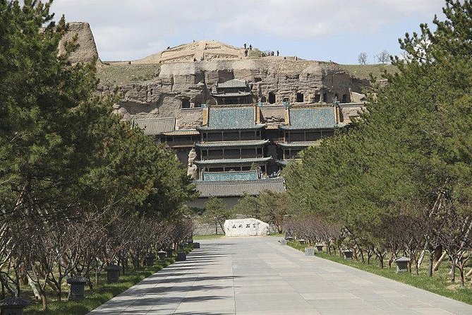 Private Datong Day Tour of Yungang Grottoes and Hanging Monastery With Lunch