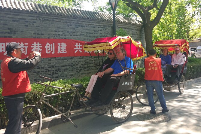 Private Day Tour: Juyongguan Great Wal & Hutong Rickshaw Tour With Local Lunch - Tour Overview
