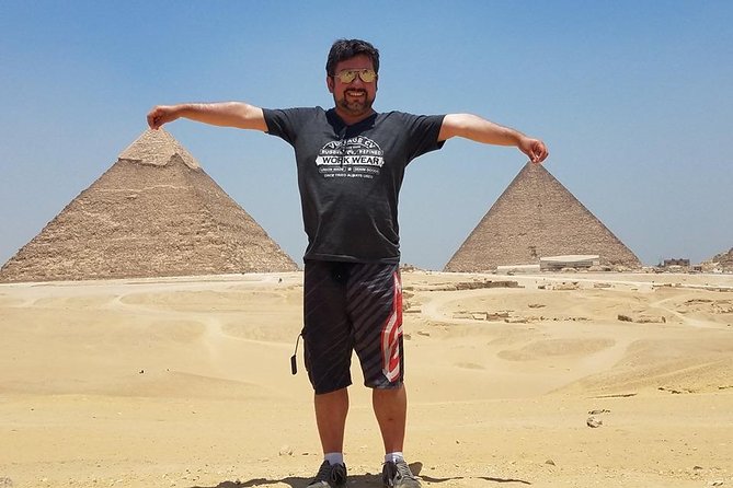Private Day Tour to Giza Pyramids and Sakkara and Memphis