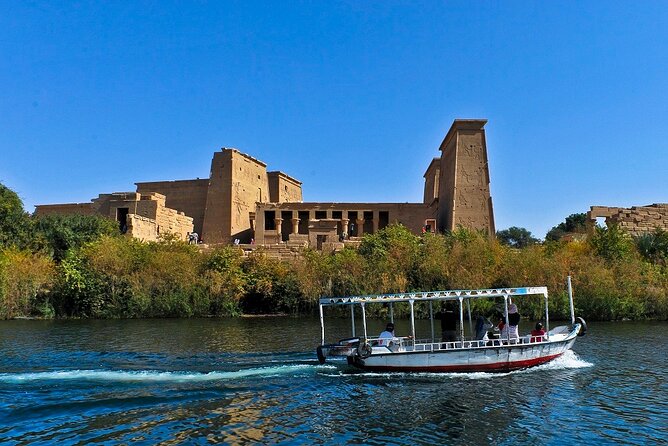 Private Day Trip in Aswan: Philae Temple and Kalabsha Temple