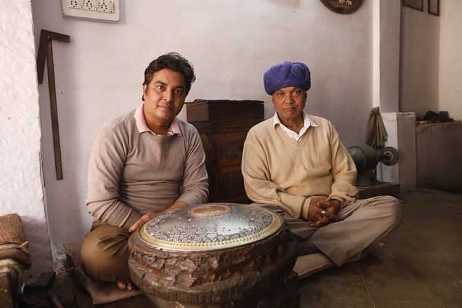 Private Dhaal and Talwar Engraving Workshop in Jodhpur