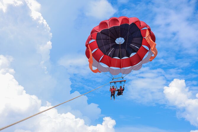 Private Dolphin House Speedboat Parasailing Adventure in Hurghada