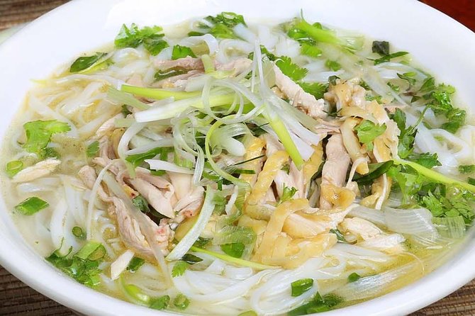 Private Evening Cyclo Tour With Water Puppet Show - Meeting and Pickup Details