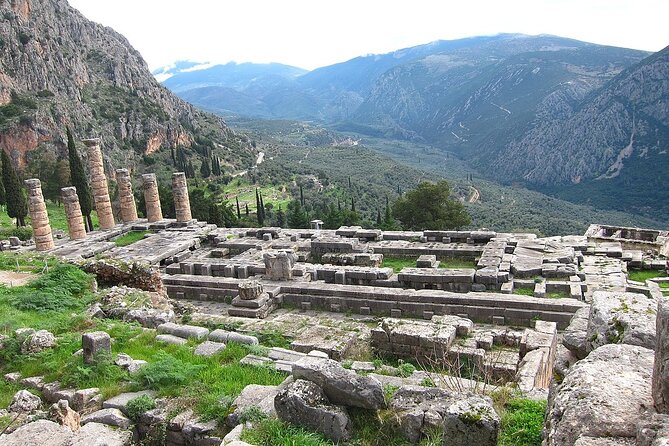 Private Full-day Delphi Tour – Meet the Oracle