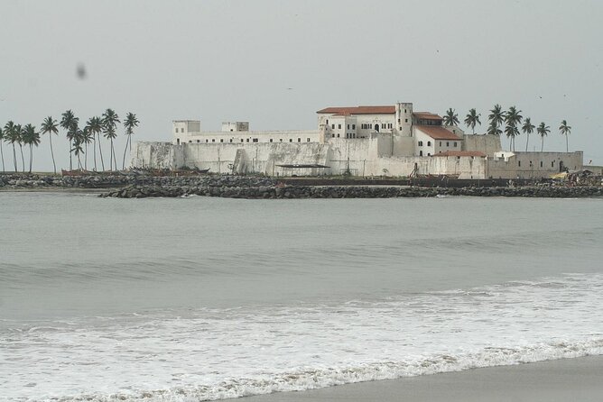 Private Full Day Guided Tour in Elmina Castle