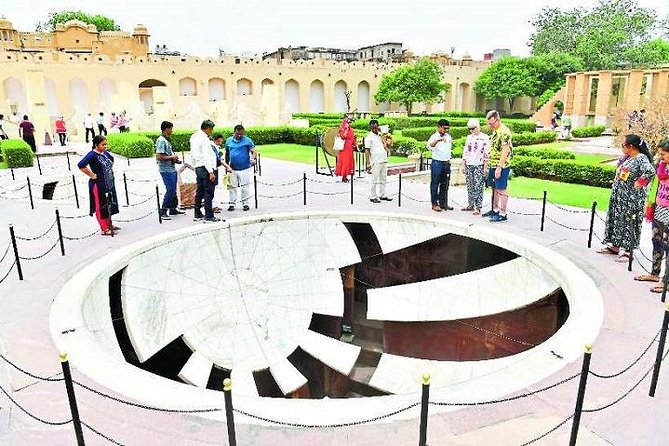 Private Full Day Tour of Jaipur With Guide & Tickets - Tour Inclusions