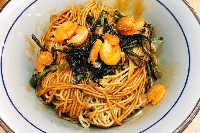 Private Full-Day Tour: Shanghai City Highlights and Food Tour