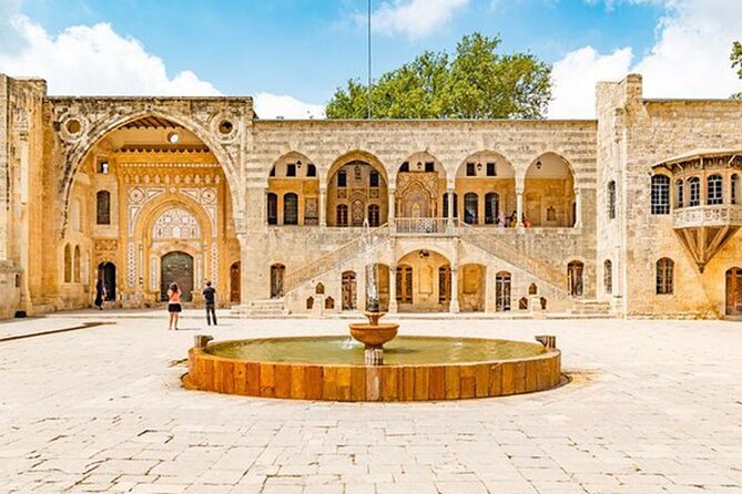 Private Full-Day Tour to Beiteddine, Deir El Qamar and Moussa Castle From Beirut