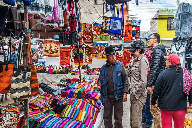 Private Full Day -Trip to Otavalo and Surroundings