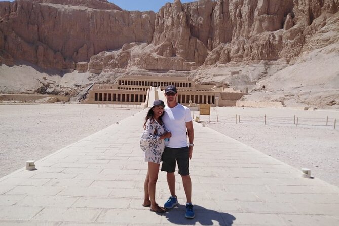 Private Guided Day Tour to East and West Banks in Luxor - Itinerary Highlights