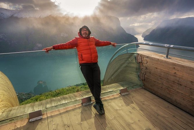 PRIVATE GUIDED TOUR: Sketches of Norway – Gudvangen and Stegastein, 12.5 Hours