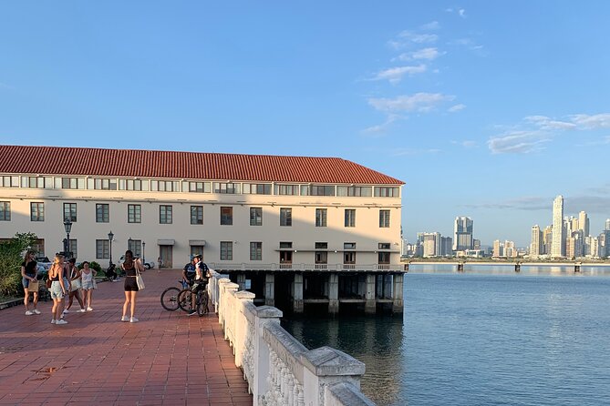 Private Half Day Guided Tour in Panama City - Operating Hours