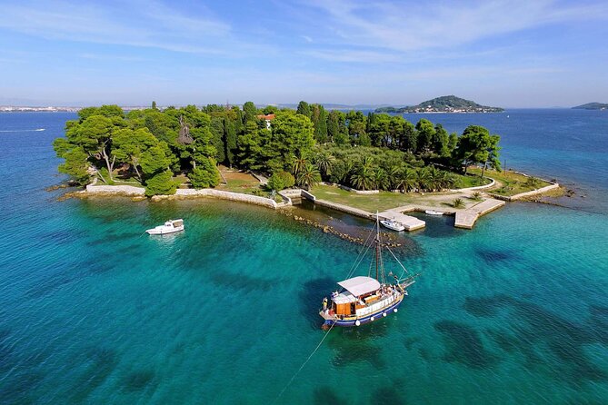Private Half-Day Speedboat Tour to Nearby Zadar Islands