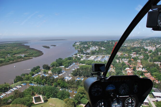 Private Helicopter Flight Over Northern Buenos Aires for 3 People