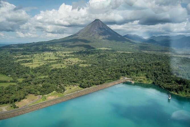 Private Lake Crossing From Monteverde to La Fortuna De Arenal - Included Amenities