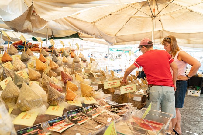 Private Market Tour, Lunch or Dinner and Cooking Demo in Erice