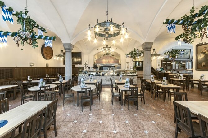 Private Munich Beer Brewery-Tour, 3-Course-Menu and Free Beer