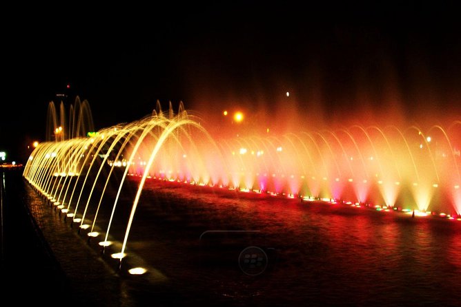 Private Night City Tour With San Cristobal Hill and Dinner Show - Highlights