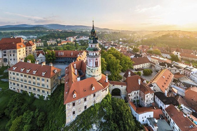 Private One Way Sightseeing Transfer From Prague to Zel Am See via Cesky Krumlov - Service Inclusions