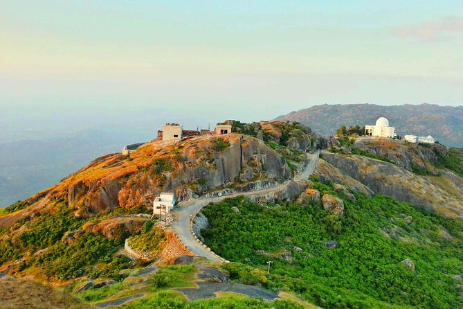 Private One Way Transfer From Udaipur To Mount Abu in AC Vehicle